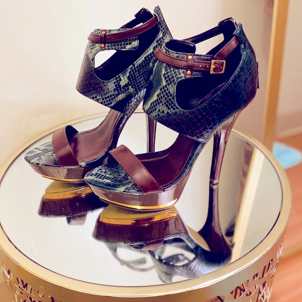 Platform heels